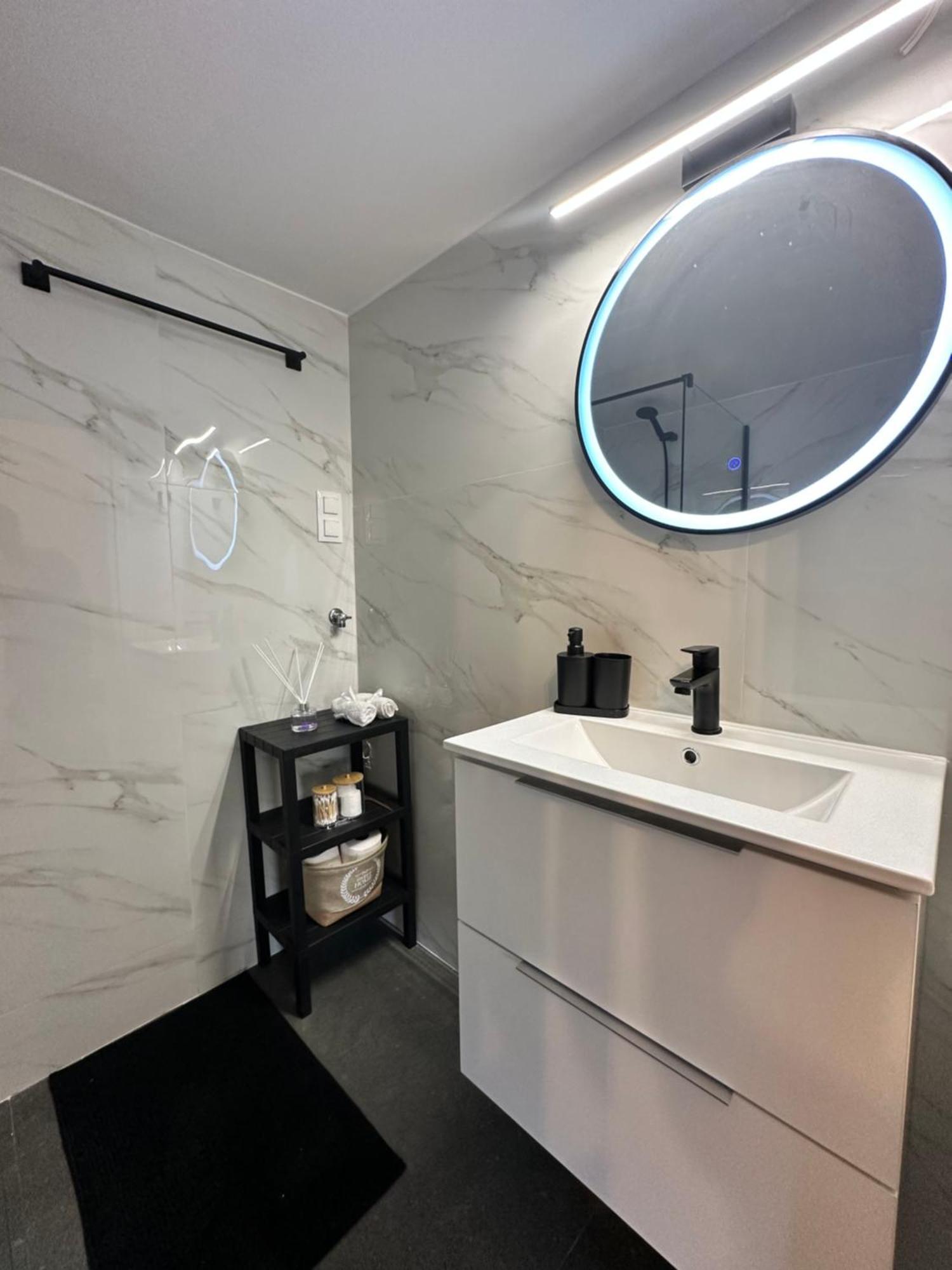 Urban Retreat , Psirri Center * Atina