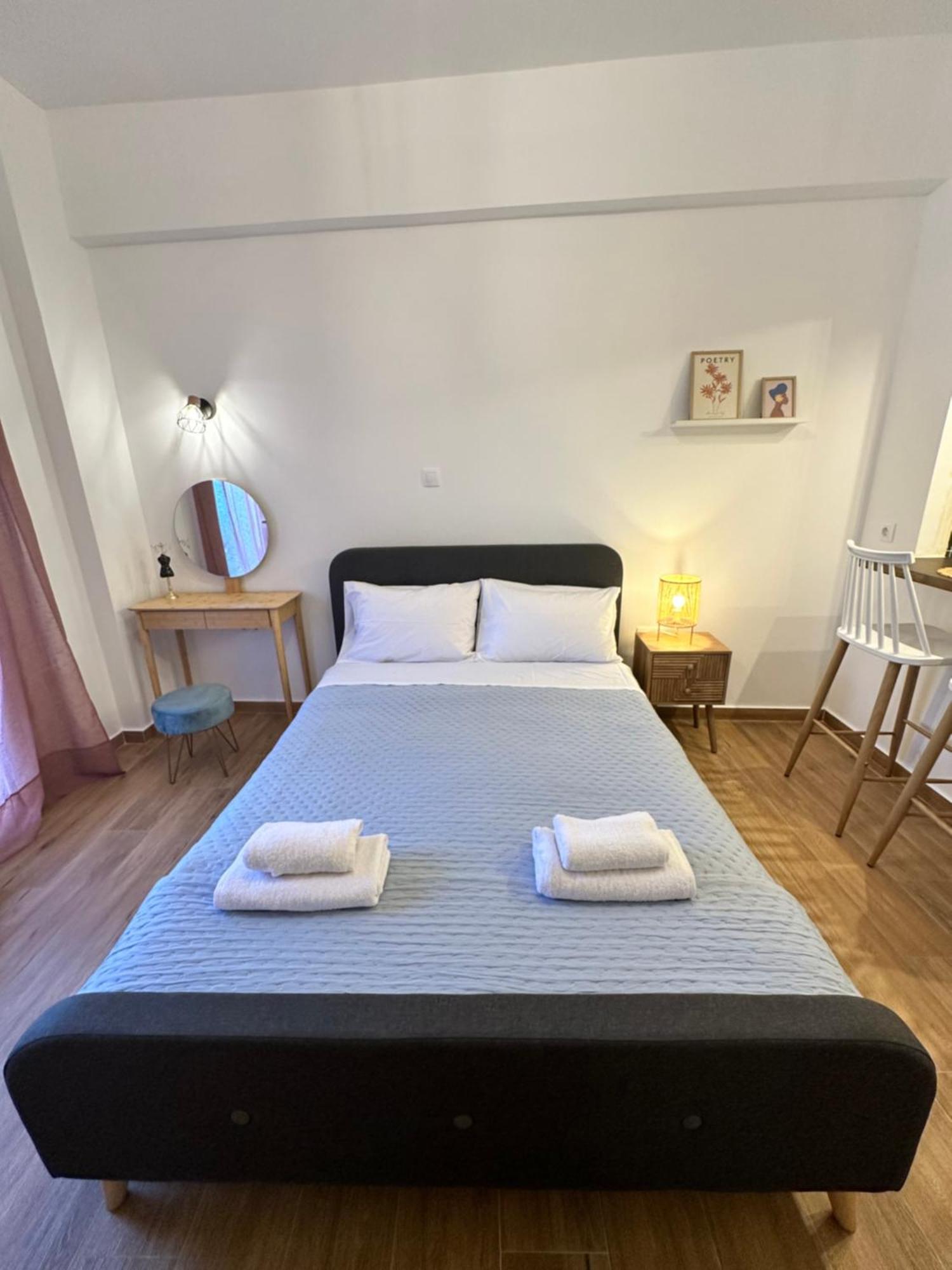 Urban Retreat , Psirri Center Apartment
